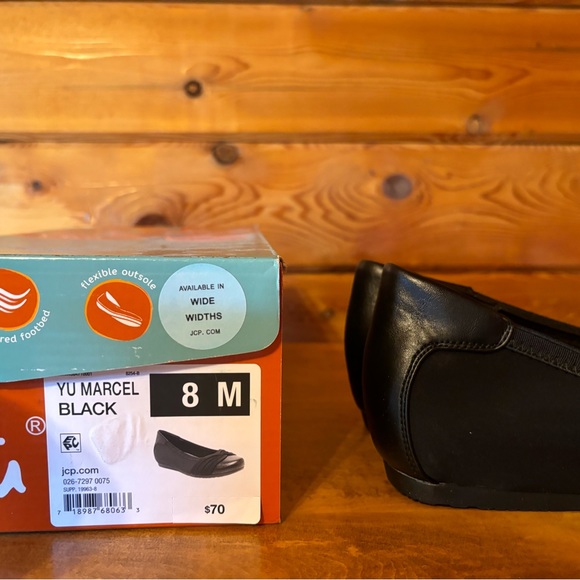 Yuu Marcel Black Flats - Picture 3 of 5